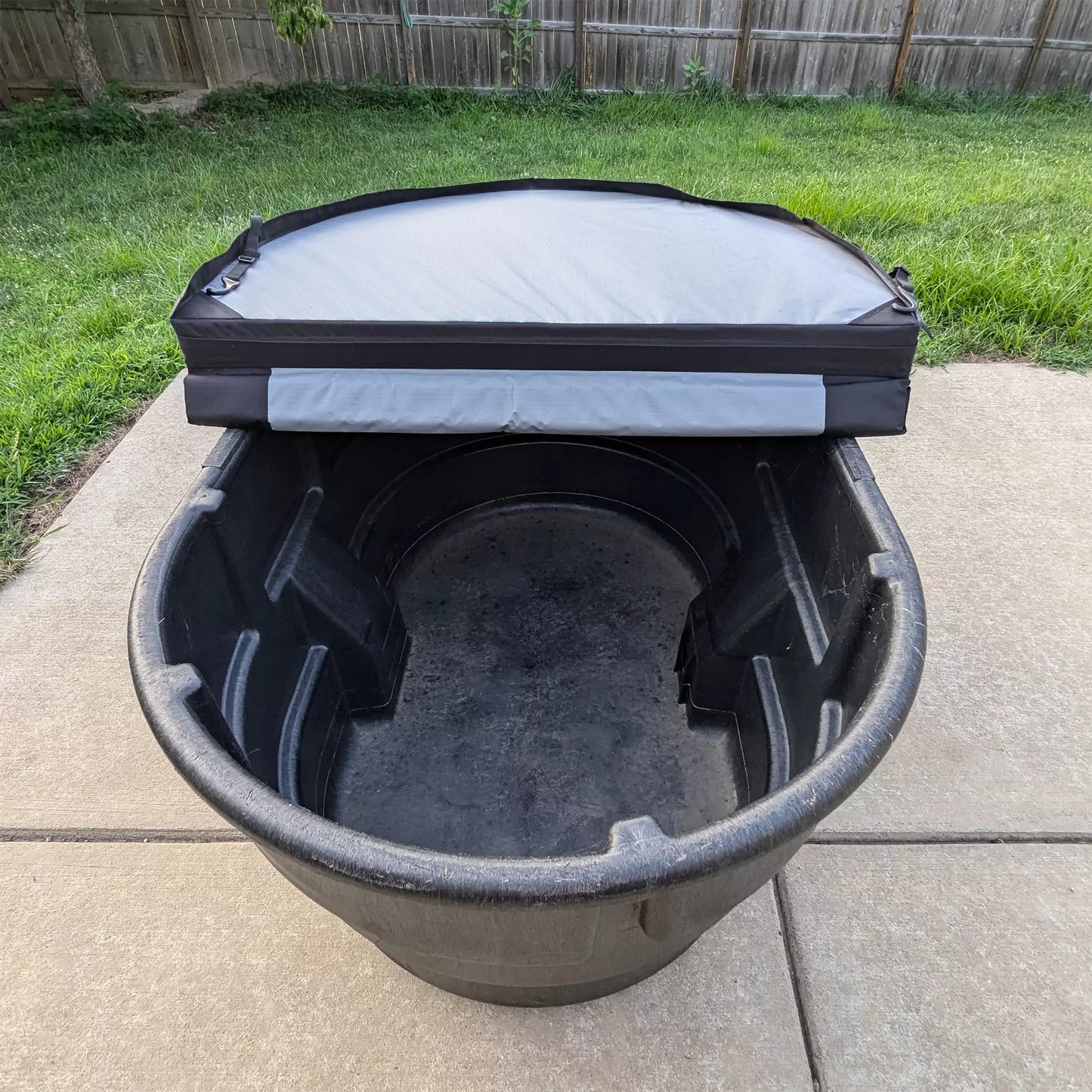 Perfect for the DIY cold plunge enthusiast, the 150 gallon hard insulated stock tank cover keeps your water cleaner and colder for longer!